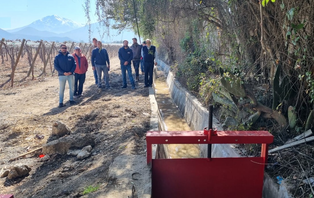 Obra asociativa tranque Las Golondrinas