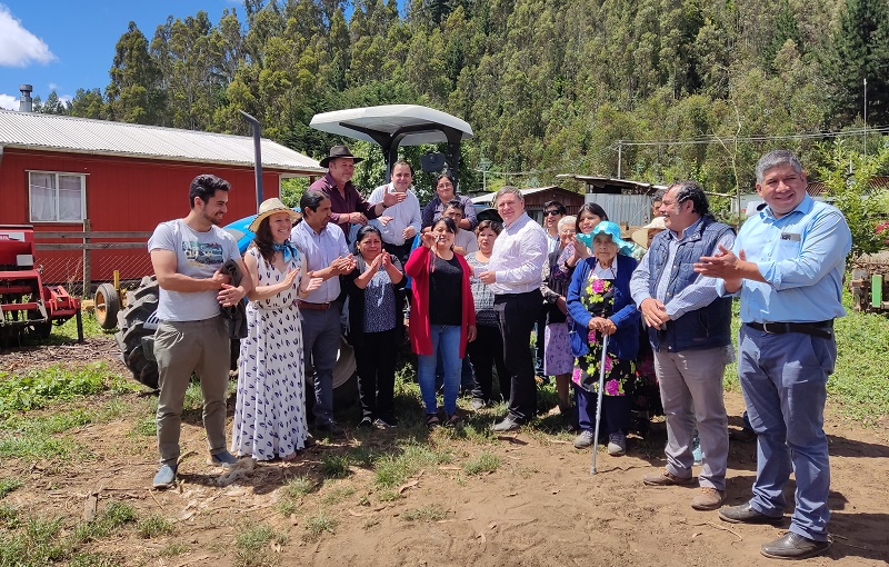 Maquinaria agrícola Carahue 1