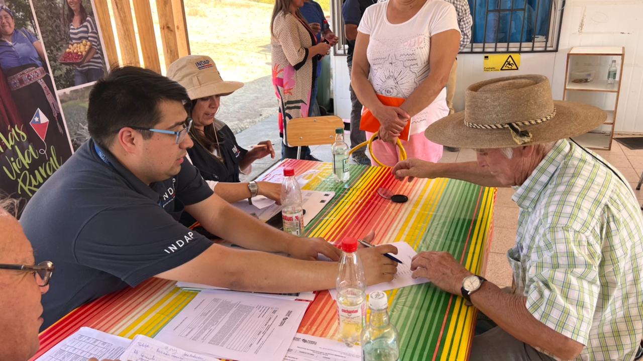 Entrega de apoyos para alimentación animal en San Javier y Sagrada Familia