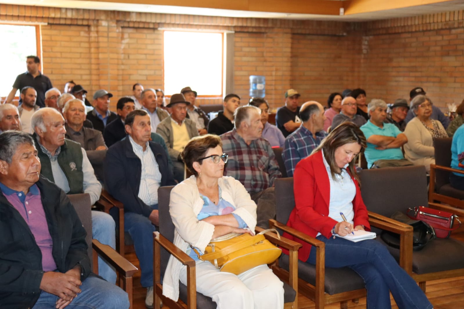 En Río Bueno se realizó la primera mesa de coordinación del programa de alianzas productivas entre INDAP y Colun