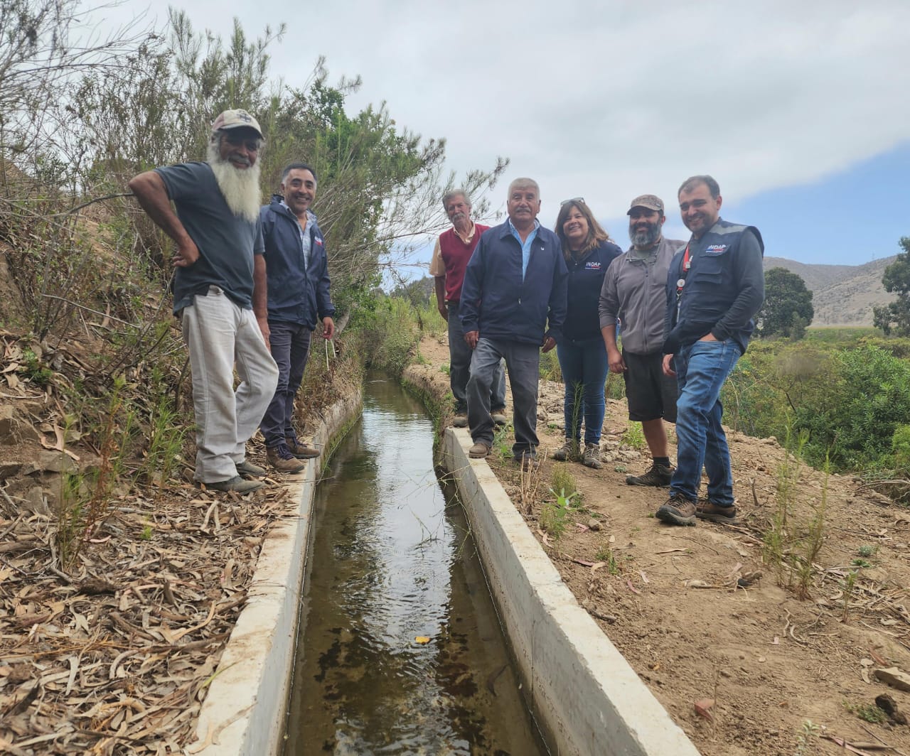 Visita a canal San Antonio, en comuna de Canela