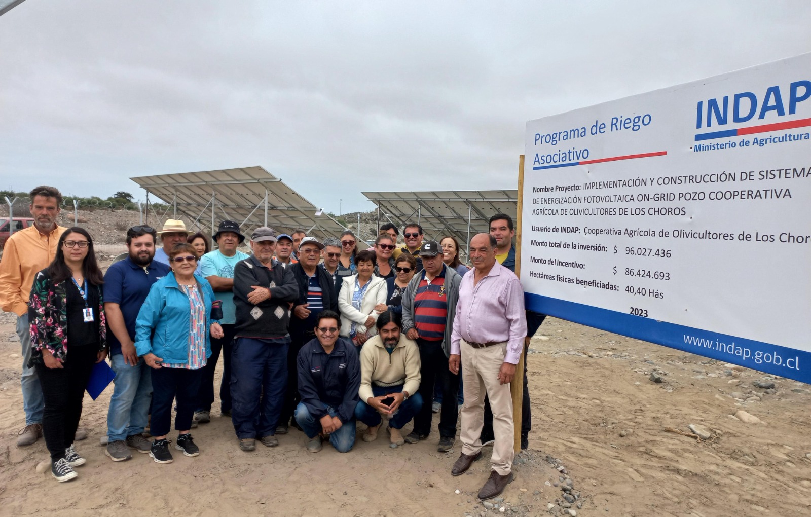 Entrega de resolución jurídica a comunidad de aguas de La Higuera