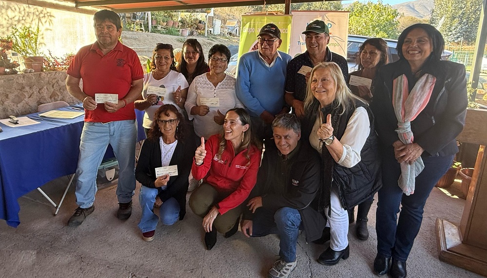 Entrega FOA a Prodesal y Padis de La Serena