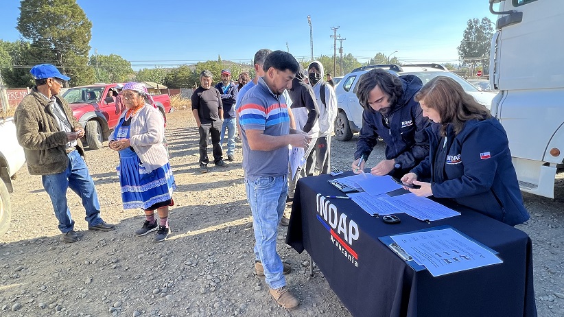 Entrega de ayuda en Victoria y Traiguén