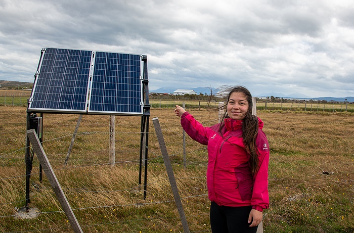 Javiera Contreras - paneles fotovoltaicos