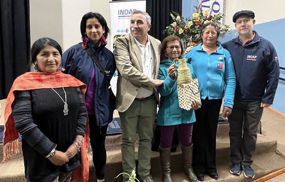 Mujeres Rurales donan plantas y semillas nativas a afectadas por incendios en Malleco-2