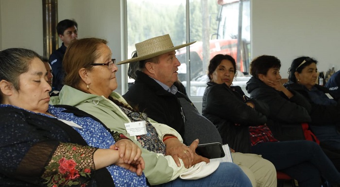 REPRESENTANTES CAMPESINOS DE TODO EL PAÍS SE REÚNEN EN AYSÉN PARA EVALUAR POLÍTICAS AGRÍCOLAS-2Interior