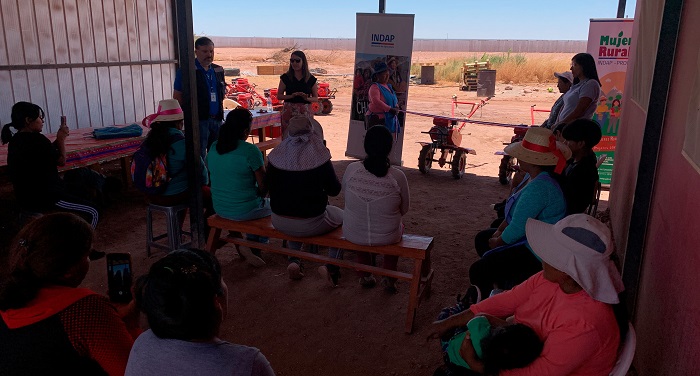 Tarapacá- Entrega Motocultores Programa Mujeres Rurales INDAP-Prodemu (2)-Interior