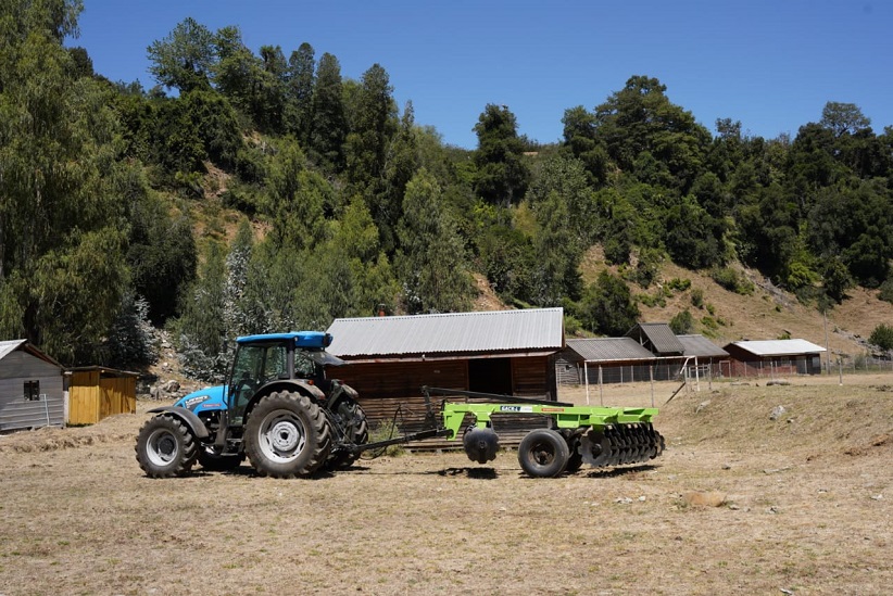 Tractor en Alto Biobio