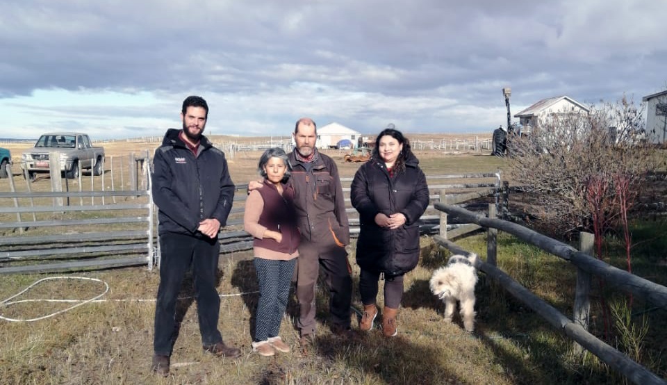 Ganadera Gloria Sepúlveda usuaria de INDAP avanza hacia el pastoreo racional y ecológico al sur de Tierra del Fuego  en Magallanes