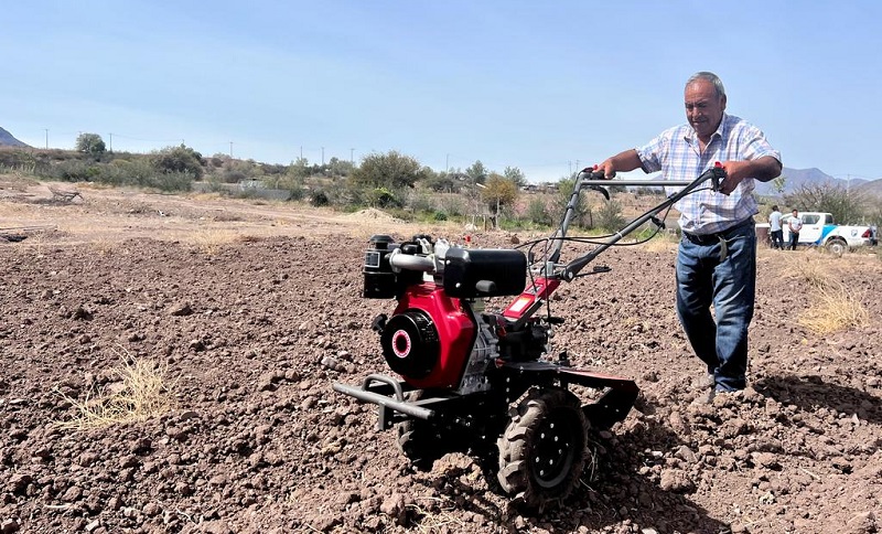 Maquinaria agrícola IFP Monte Patria 1