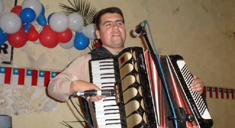 Rodrigo Verdugo - jefe Área INDAP Talca folclorista 1