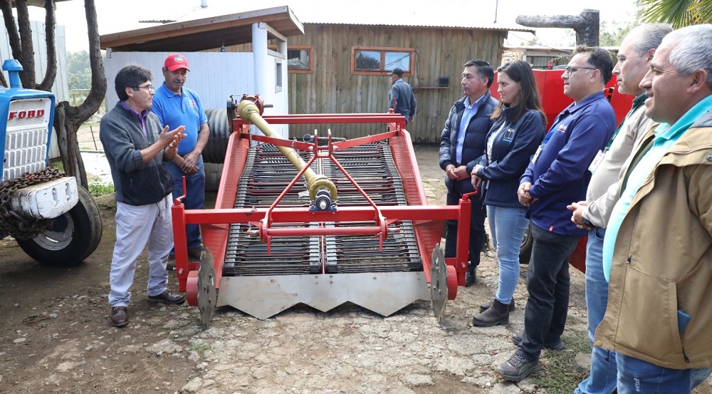 Maquinaria agrícola cooperativa Tirúa 1