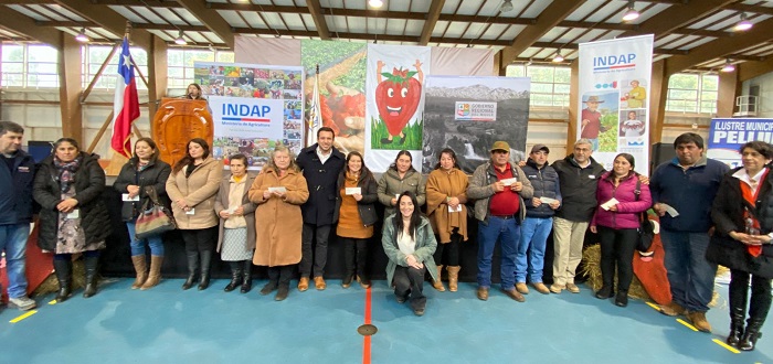 Entrega-Incentivos-Frutilleros-Convenio-INDAP-GOREMaule-Interior1