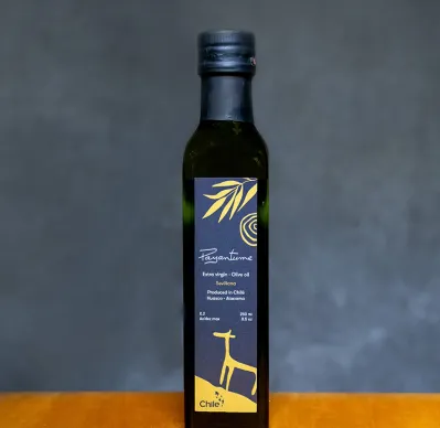 Extra virgin olive oil, Payantume, Huasco Valley, Atacama region
